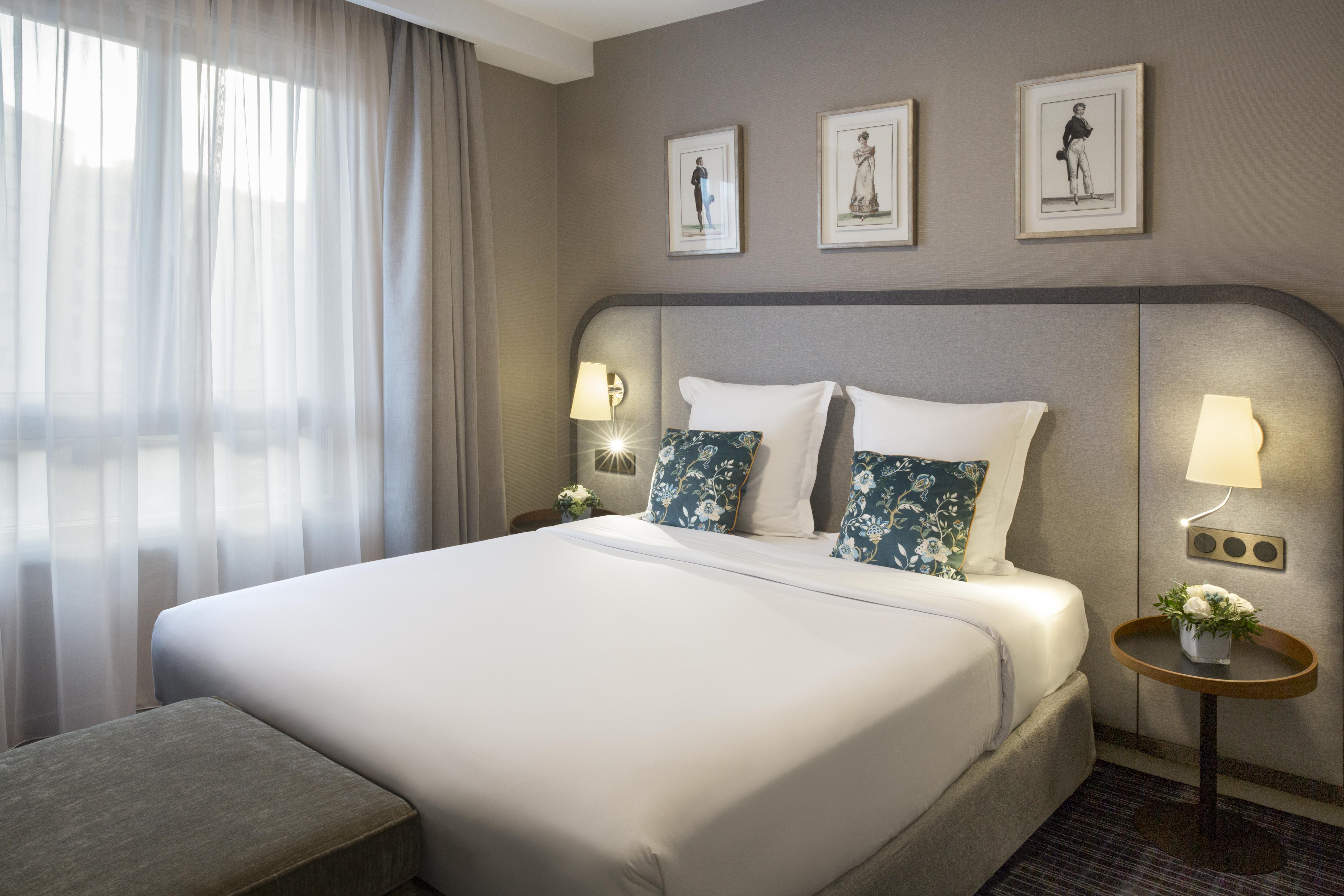 Warwick Reine Astrid - Lyon Aparthotel Exterior photo